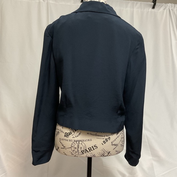 Design by PAT ARGENTI 100% Blue Cropped Blazer Modern Suit Jacket. Size 8 - Picture 3 of 3